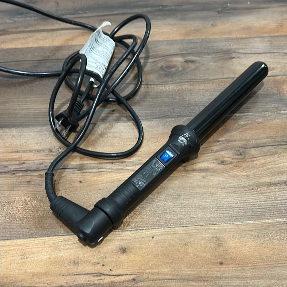 Black Curling Wand